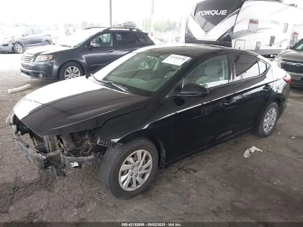 5NPD74LF2KH487647 2019 HYUNDAI ELANTRA - Image 2