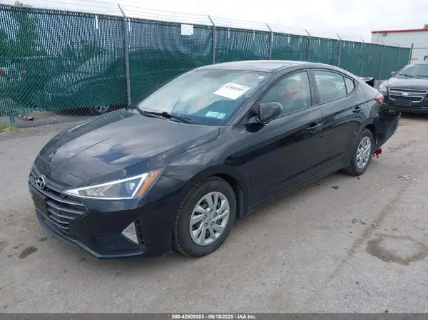 5NPD74LF2KH490855 2019 HYUNDAI ELANTRA - Image 2