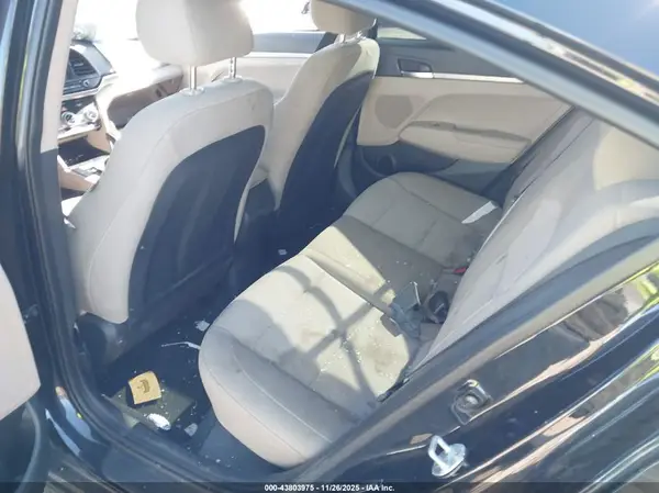 5NPD74LF2KH491729 2019 HYUNDAI ELANTRA - Image 8