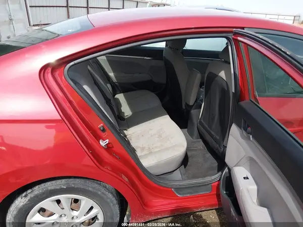 5NPD74LF2KH494968 2019 HYUNDAI ELANTRA - Image 8