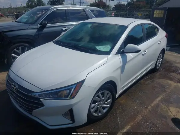 5NPD74LF2LH500608 2020 HYUNDAI ELANTRA - Image 2