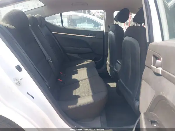 5NPD74LF2LH500608 2020 HYUNDAI ELANTRA - Image 8