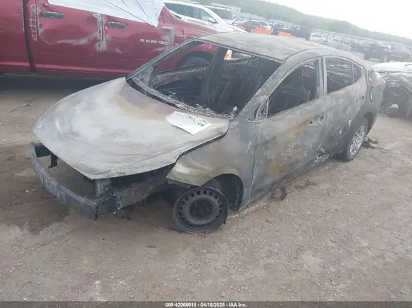 5NPD74LF2LH501645 2020 HYUNDAI ELANTRA - Image 2
