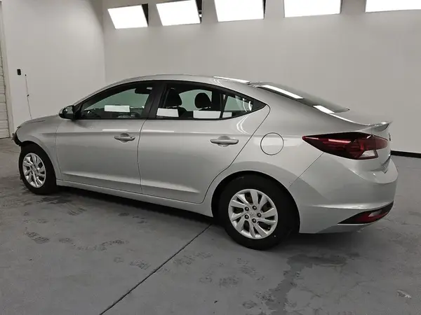 5NPD74LF2LH503251 2020 HYUNDAI ELANTRA - Image 2