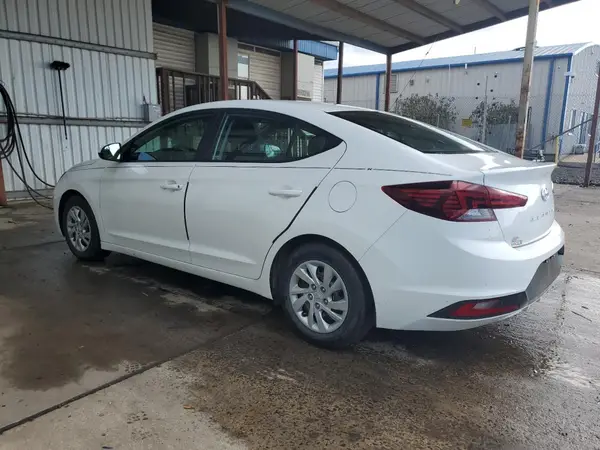 5NPD74LF2LH506831 2020 HYUNDAI ELANTRA - Image 2