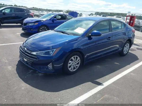 5NPD74LF2LH510555 2020 HYUNDAI ELANTRA - Image 2