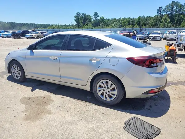 5NPD74LF2LH513326 2020 HYUNDAI ELANTRA - Image 2
