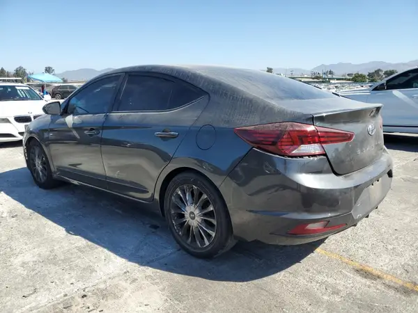 5NPD74LF2LH588592 2020 HYUNDAI ELANTRA - Image 2