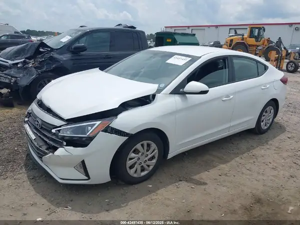 5NPD74LF2LH598426 2020 HYUNDAI ELANTRA - Image 2