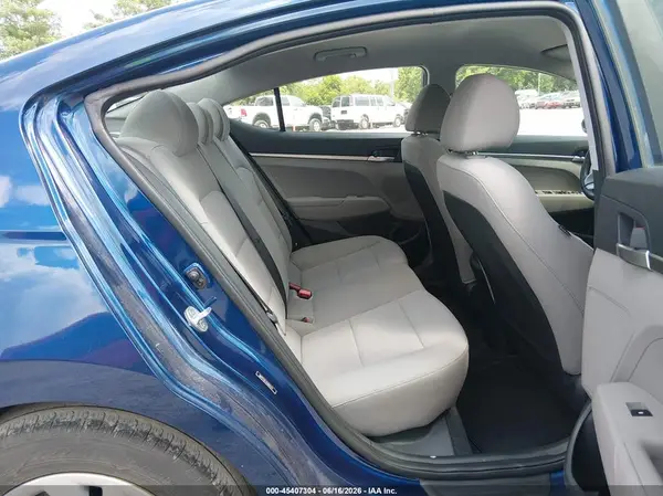 5NPD74LF2LH601311 2020 HYUNDAI ELANTRA - Image 8