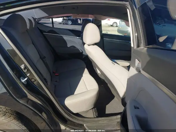 5NPD74LF2LH602572 2020 HYUNDAI ELANTRA - Image 8