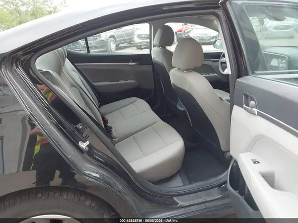 5NPD74LF2LH606427 2020 HYUNDAI ELANTRA - Image 8