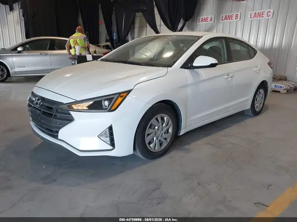 5NPD74LF2LH606752 2020 HYUNDAI ELANTRA - Image 2