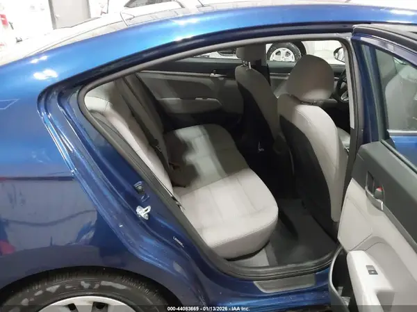 5NPD74LF2LH613443 2020 HYUNDAI ELANTRA - Image 8