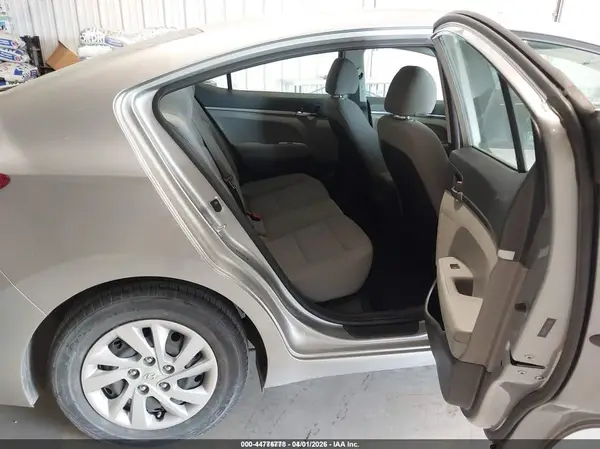 5NPD74LF2LH614009 2020 HYUNDAI ELANTRA - Image 8