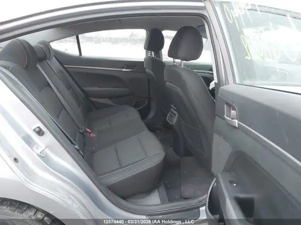 5NPD74LF3HH048062 2017 HYUNDAI ELANTRA - Image 8