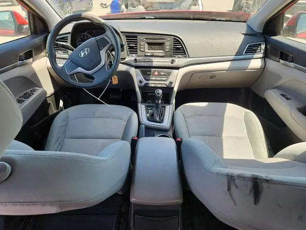 5NPD74LF3HH055058 2017 HYUNDAI ELANTRA - Image 8