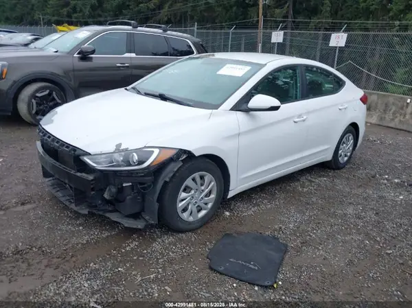 5NPD74LF3HH070160 2017 HYUNDAI ELANTRA - Image 2