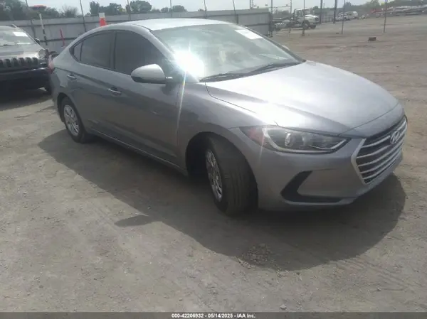 5NPD74LF3HH074189 2017 HYUNDAI ELANTRA - Image 1