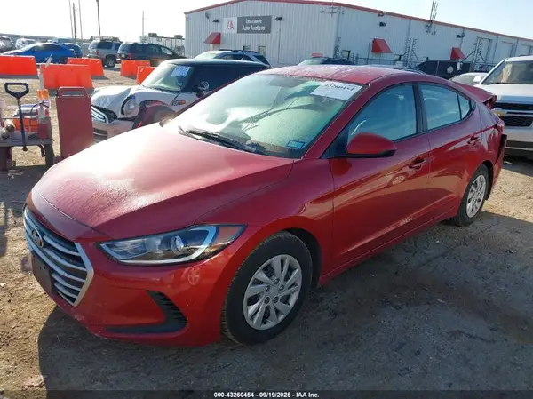 5NPD74LF3HH077948 2017 HYUNDAI ELANTRA - Image 2