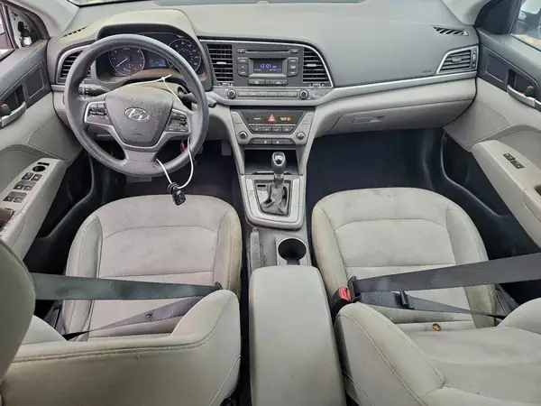 5NPD74LF3HH078856 2017 HYUNDAI ELANTRA - Image 8