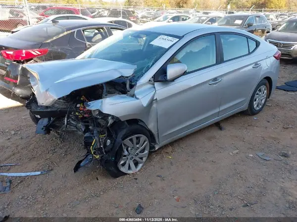5NPD74LF3HH081269 2017 HYUNDAI ELANTRA - Image 2