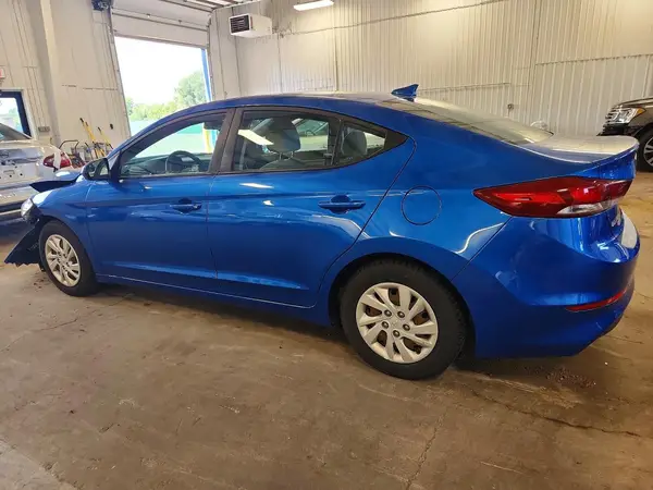 5NPD74LF3HH082633 2017 HYUNDAI ELANTRA - Image 2