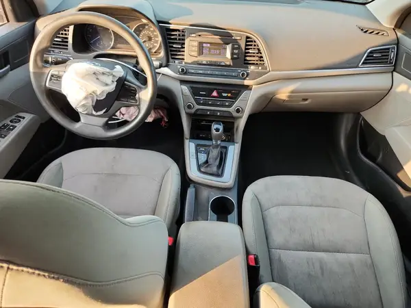 5NPD74LF3HH083376 2017 HYUNDAI ELANTRA - Image 8