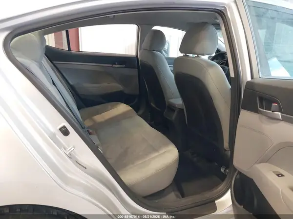 5NPD74LF3HH085838 2017 HYUNDAI ELANTRA - Image 8