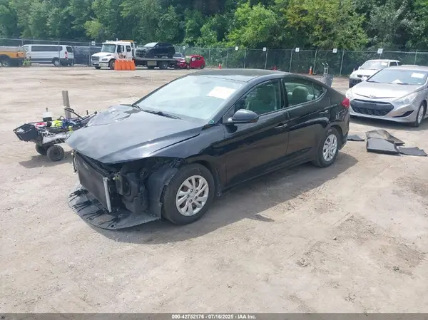 5NPD74LF3HH091803 2017 HYUNDAI ELANTRA - Image 2