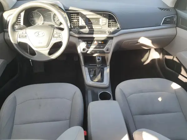5NPD74LF3HH097911 2017 HYUNDAI ELANTRA - Image 8