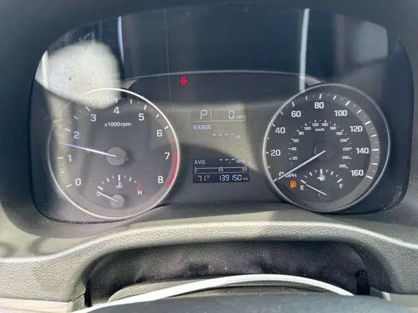 5NPD74LF3HH099769 2017 HYUNDAI ELANTRA - Image 8