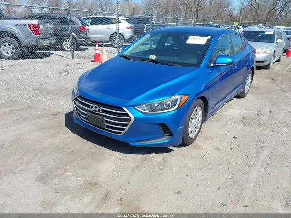 5NPD74LF3HH103822 2017 HYUNDAI ELANTRA - Image 2