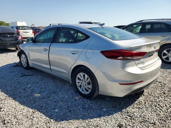 5NPD74LF3HH112455 2017 HYUNDAI ELANTRA - Image 2