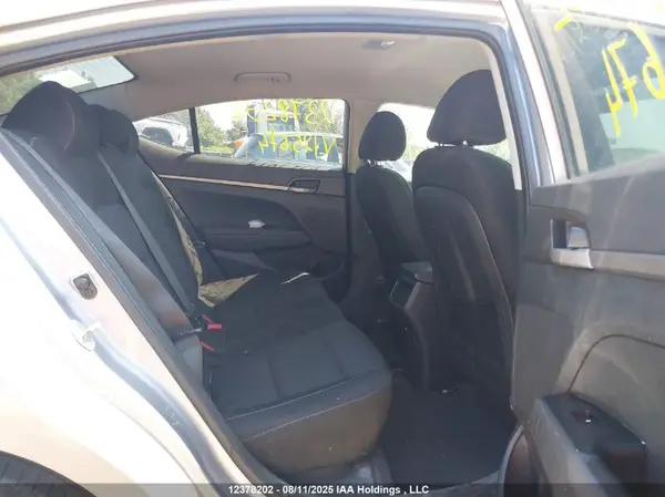 5NPD74LF3HH125674 2017 HYUNDAI ELANTRA - Image 8