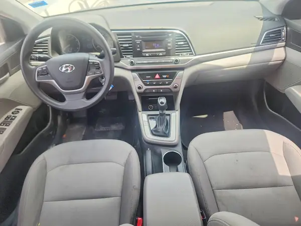5NPD74LF3HH127313 2017 HYUNDAI ELANTRA - Image 8