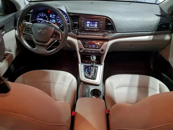 5NPD74LF3HH127599 2017 HYUNDAI ELANTRA - Image 8