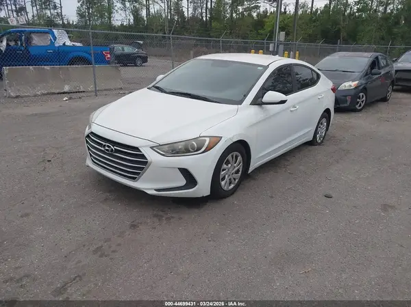 5NPD74LF3HH128235 2017 HYUNDAI ELANTRA - Image 2