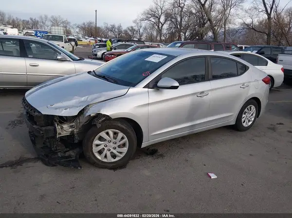 5NPD74LF3HH131099 2017 HYUNDAI ELANTRA - Image 2