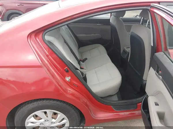 5NPD74LF3HH132897 2017 HYUNDAI ELANTRA - Image 8