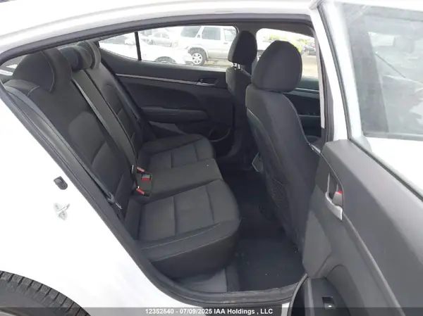 5NPD74LF3HH133256 2017 HYUNDAI ELANTRA - Image 8