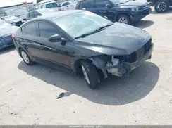 5NPD74LF3HH134584 2017 HYUNDAI ELANTRA