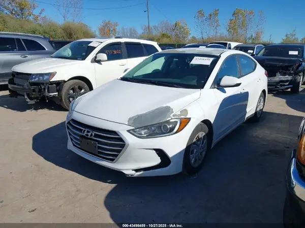 5NPD74LF3HH139171 2017 HYUNDAI ELANTRA - Image 2