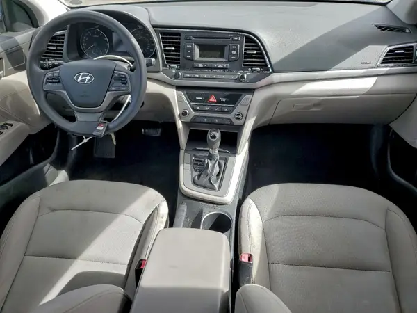 5NPD74LF3HH140319 2017 HYUNDAI ELANTRA - Image 8