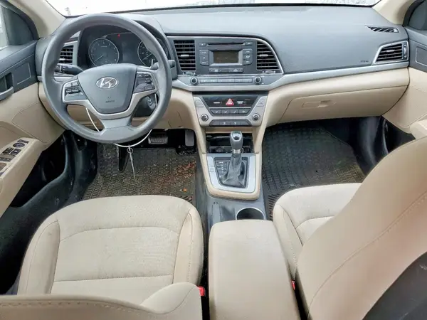 5NPD74LF3HH141275 2017 HYUNDAI ELANTRA - Image 8