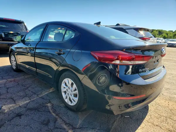5NPD74LF3HH145097 2017 HYUNDAI ELANTRA - Image 2