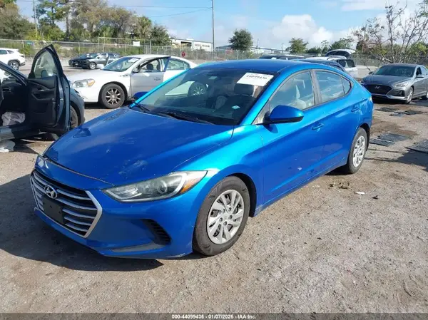 5NPD74LF3HH147903 2017 HYUNDAI ELANTRA - Image 2