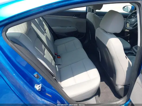 5NPD74LF3HH151563 2017 HYUNDAI ELANTRA - Image 8