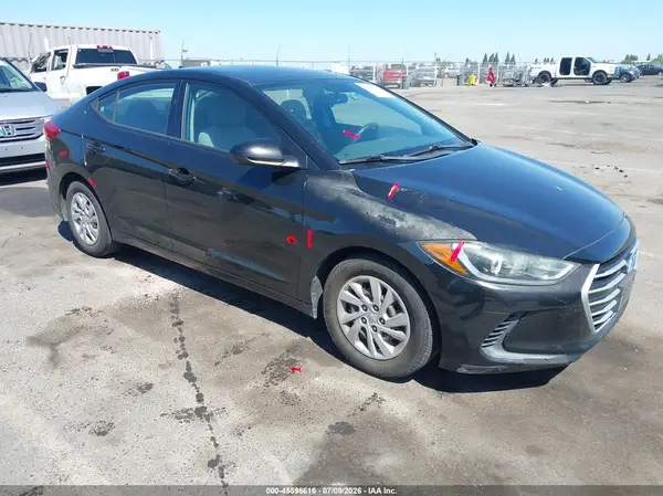 5NPD74LF3HH153216 2017 HYUNDAI ELANTRA - Image 1