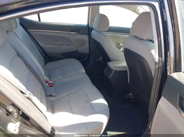 5NPD74LF3HH153216 2017 HYUNDAI ELANTRA - Image 8